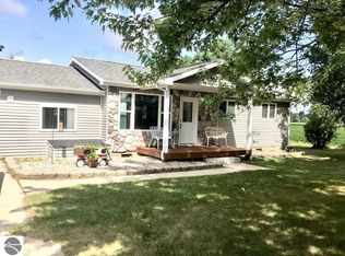 1810 S Lincoln Rd, Mt Pleasant, MI 48858