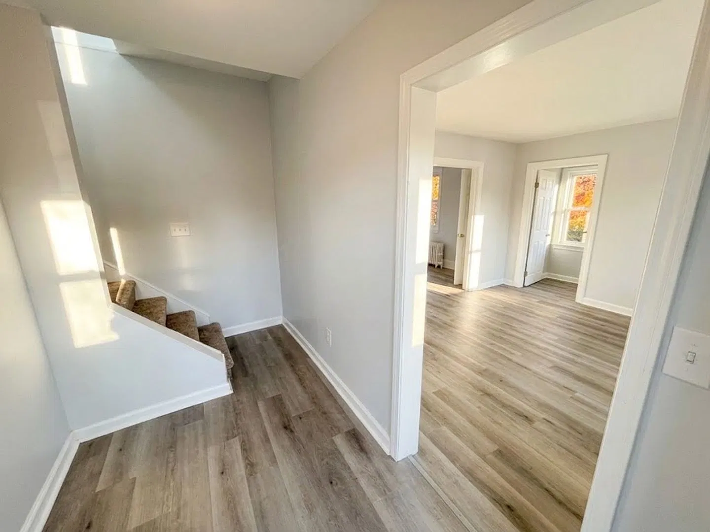 Updated Rental - Carnegie — Photo 4