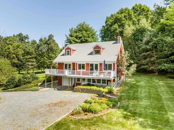 34 Chippendale Drive, Sunapee, NH 03782