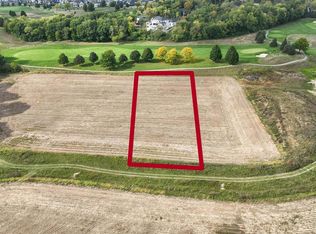 4903 Home Stretch Dr #300, Waunakee, WI 53597