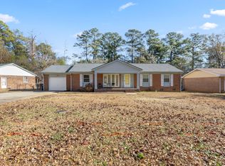 209 Haverhill Dr, Fayetteville, NC 28314