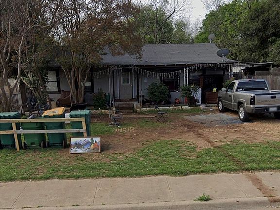 2nd image of 603 Holland Rd