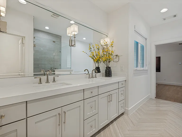 5615 Ellsworth Ave — Photo 9