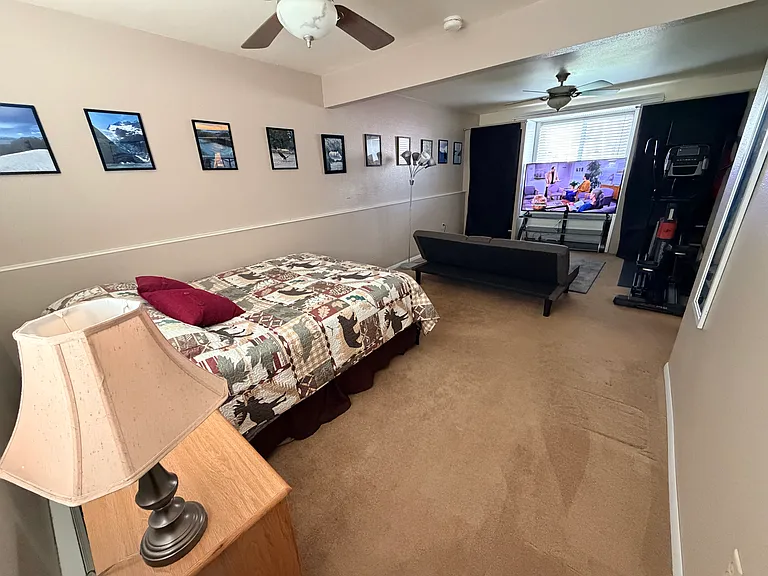 6750 Reedyke Cir — Photo 47