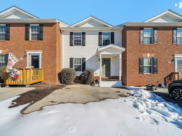 6849 Woodcreeper Dr, Roanoke, VA 24019