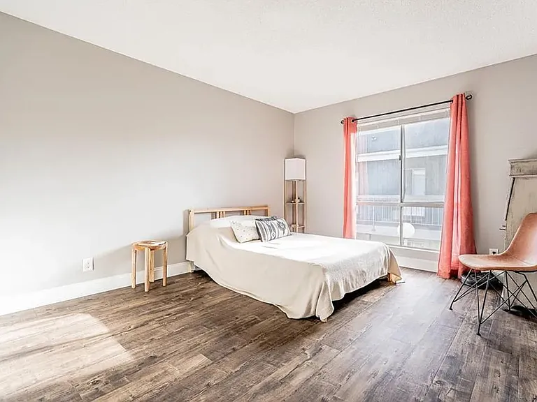 2801 S Fairview St #B — Photo 6