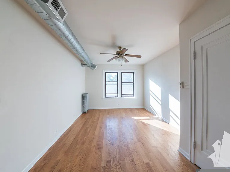 1249 W Henderson St #33232 — Photo 3