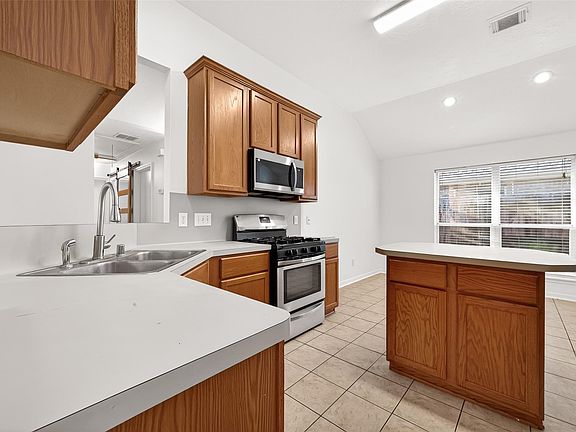 5th image of 10727 Sunswept Fields Ln