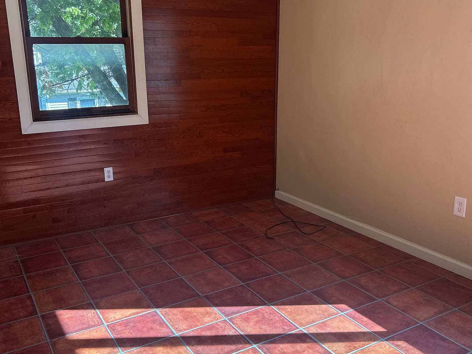 2 bed, 800 sqft, $950 — Photo 2