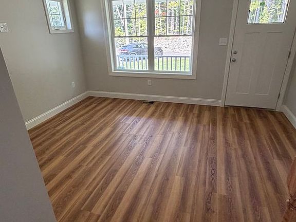 3rd image of 327 Main St #A