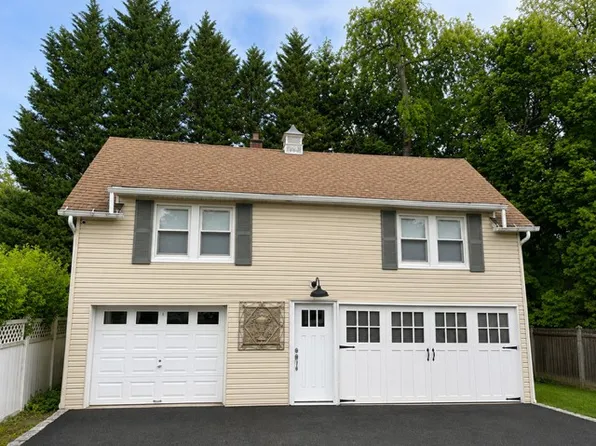 51 Sheridan Ave, Ho Ho Kus, NJ 07423