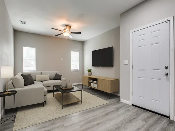 2910 S Laredo St #1, San Antonio, TX 78207