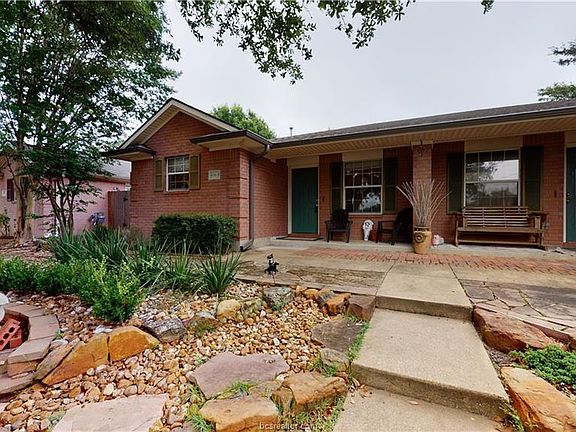 4th image of 604 Corregidor Dr #B