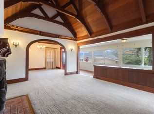 2910 Nanihale Pl, Honolulu, HI 96822
