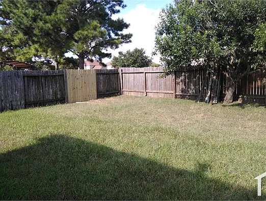 7315 Lapis Meadow Dr — Photo 17