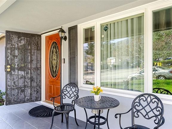 2nd image of 3304 Paraiso Way