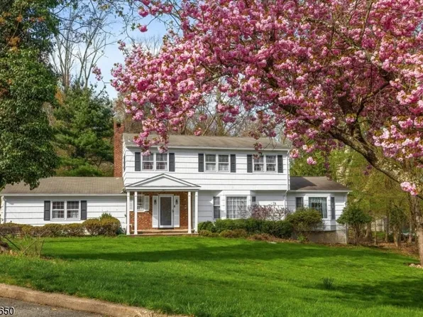 131 Deerfield Ter, Mahwah Twp., NJ 07430