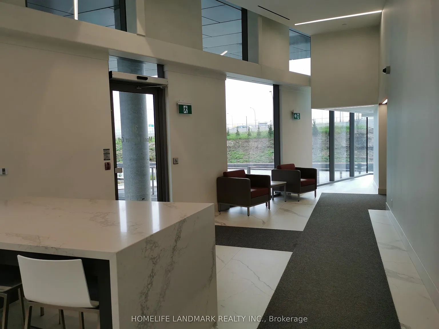 2 bed, $2,400 — Photo 3