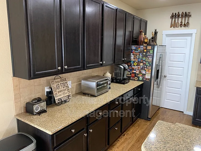 6421 Vickie Ln — Photo 6