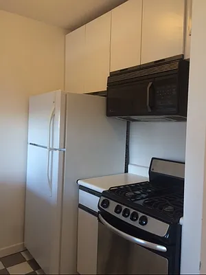 Sold by Fischer Group Realty, LLC | media 8