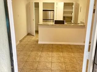 2160 E 21st St #21, Signal Hill, CA 90755