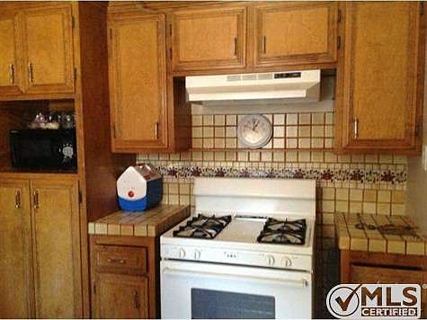 2nd image of 13660 Louvre St