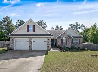 108 Dolphin Dr, Raeford, NC 28376