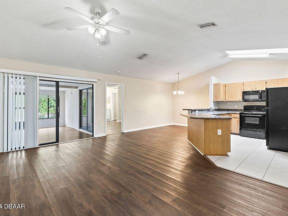 5th image of 3812 Cherry Grove Ct