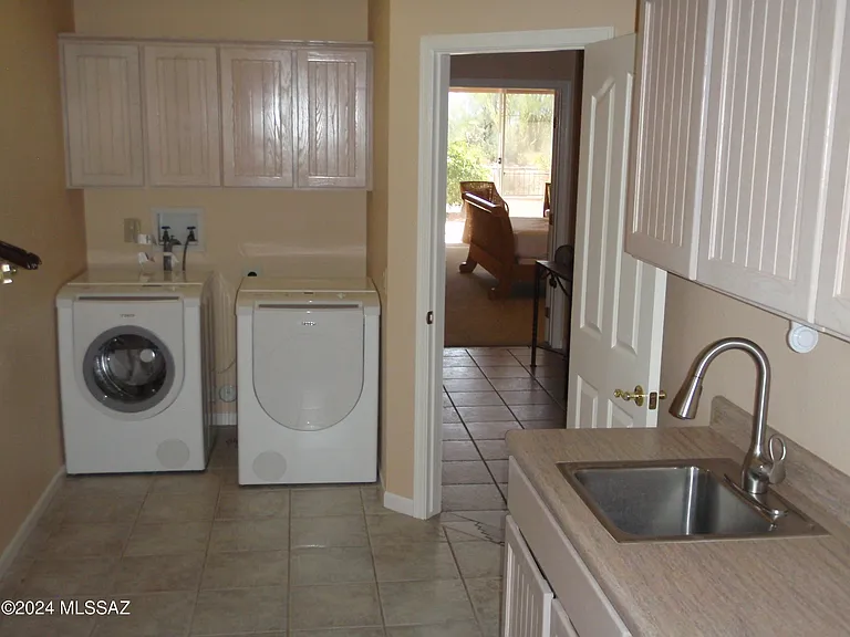 65535 E Desert Side Dr — Photo 15