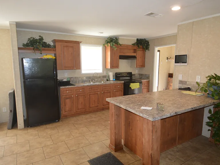 7449 SW 80th Ave — Photo 3