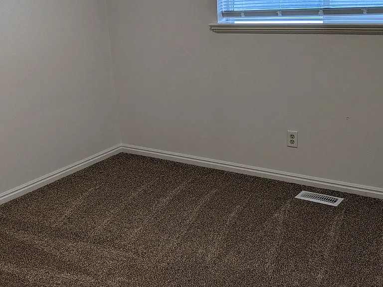 1016 N 180 W #101 — Photo 11