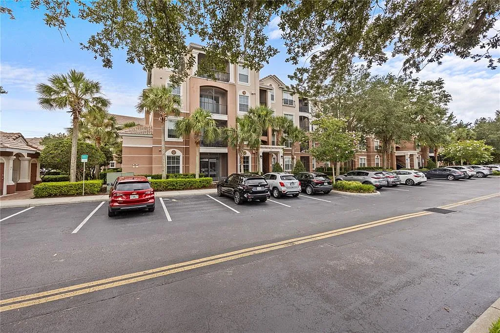 3 bed, 2.0 bath, 1248 sqft, $1,750 — Photo 1