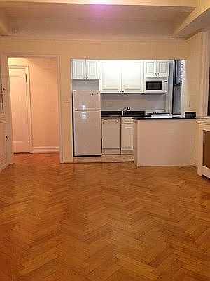 2nd image of 37 W 72nd St APT 7F