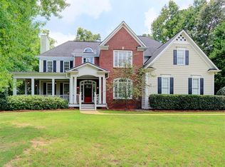 6010 Heartford Cir, Roswell, GA 30075