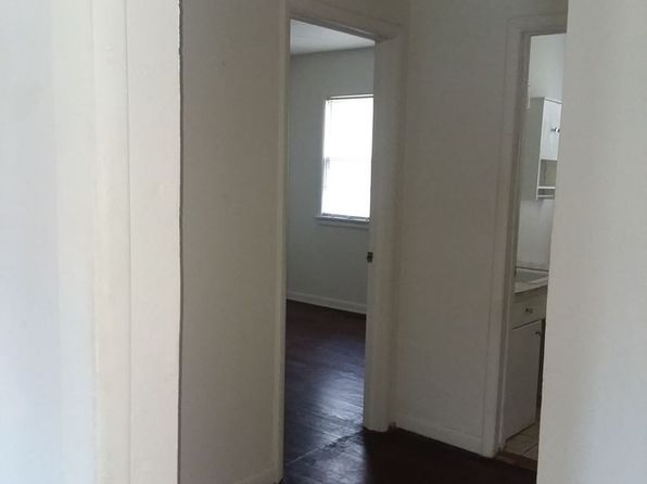 346 W 4th St