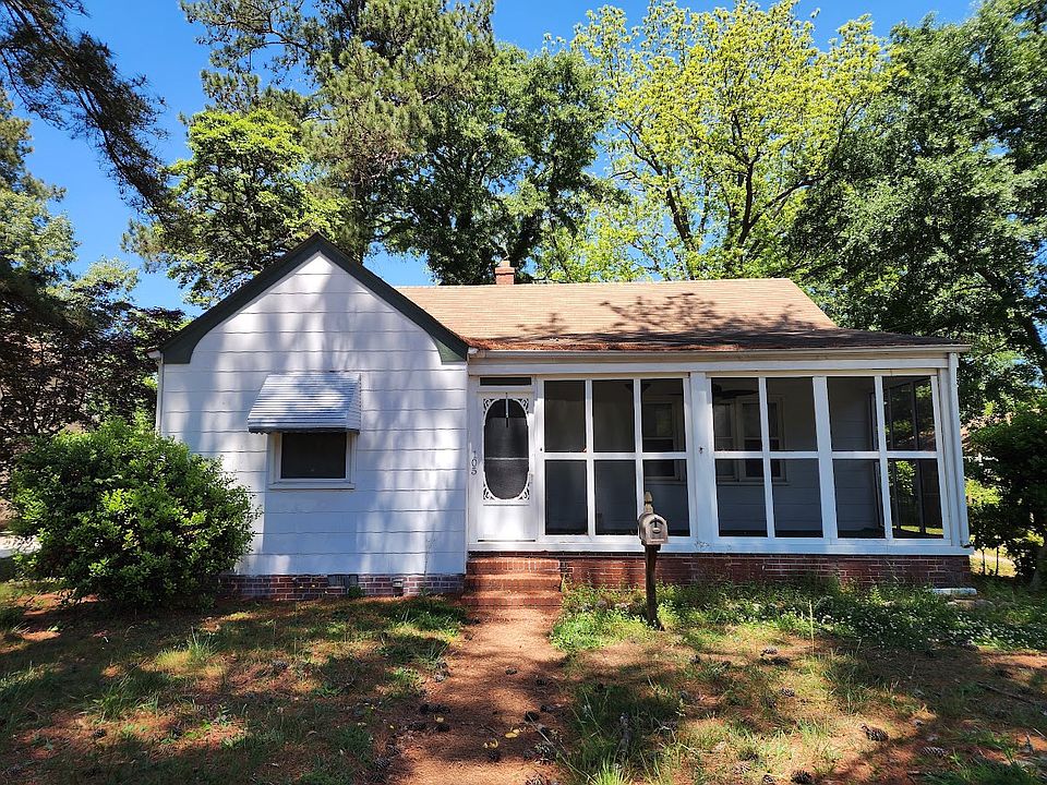 1st image of 105 Edison Ave