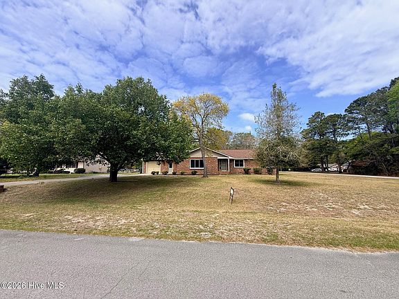 2nd image of 402 Crestwood Drive
