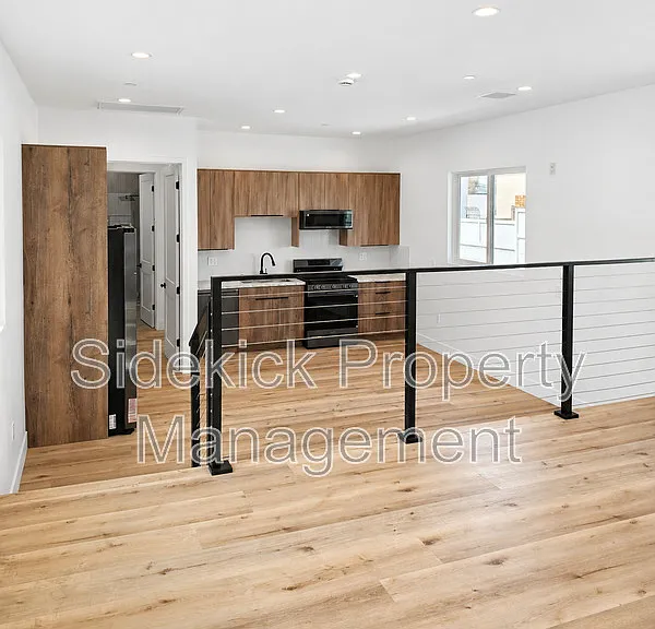 432 W Garfield Ave #B — Photo 4