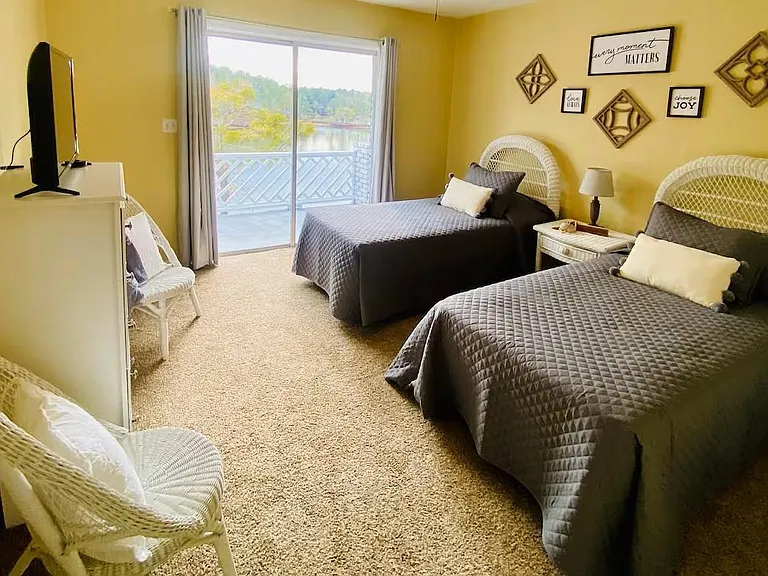 992 Clear Creek Dr — Photo 30
