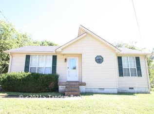 304 Retreat Ct E, Hermitage, TN 37076