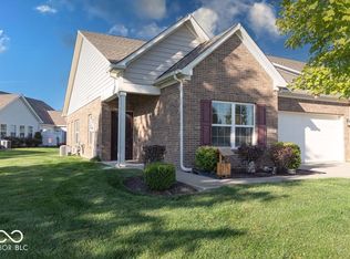 1162 Meadowlark Dr, Greenwood, IN 46143