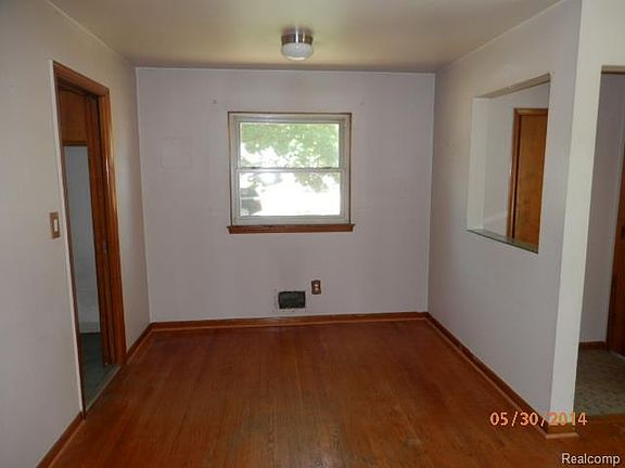 2nd image of 24923 N Sylbert Dr