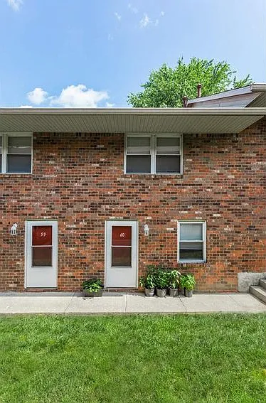 Sassafras Hill Apartments — Photo 7