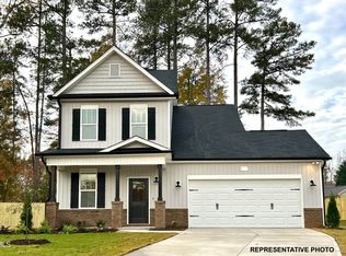 100 Springtooth Dr, Zebulon, NC 27597