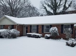 3840 Cross Creek Rd, Nashville, TN 37215