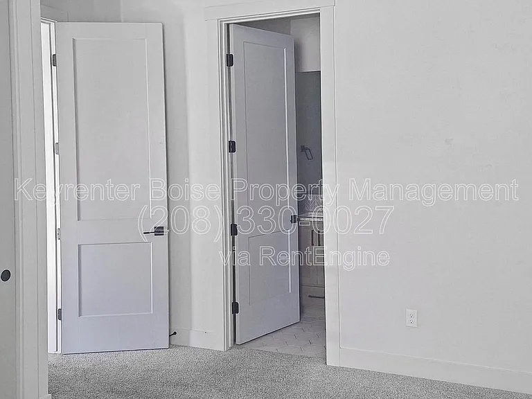 1508 S Oakland Ave — Photo 16