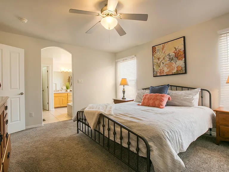 3432 Del Agua Ct NE — Photo 12