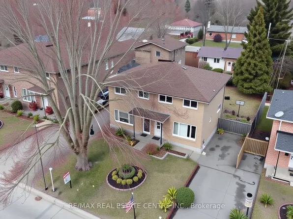 231 Perth St, Brockville, ON K6V 5E7