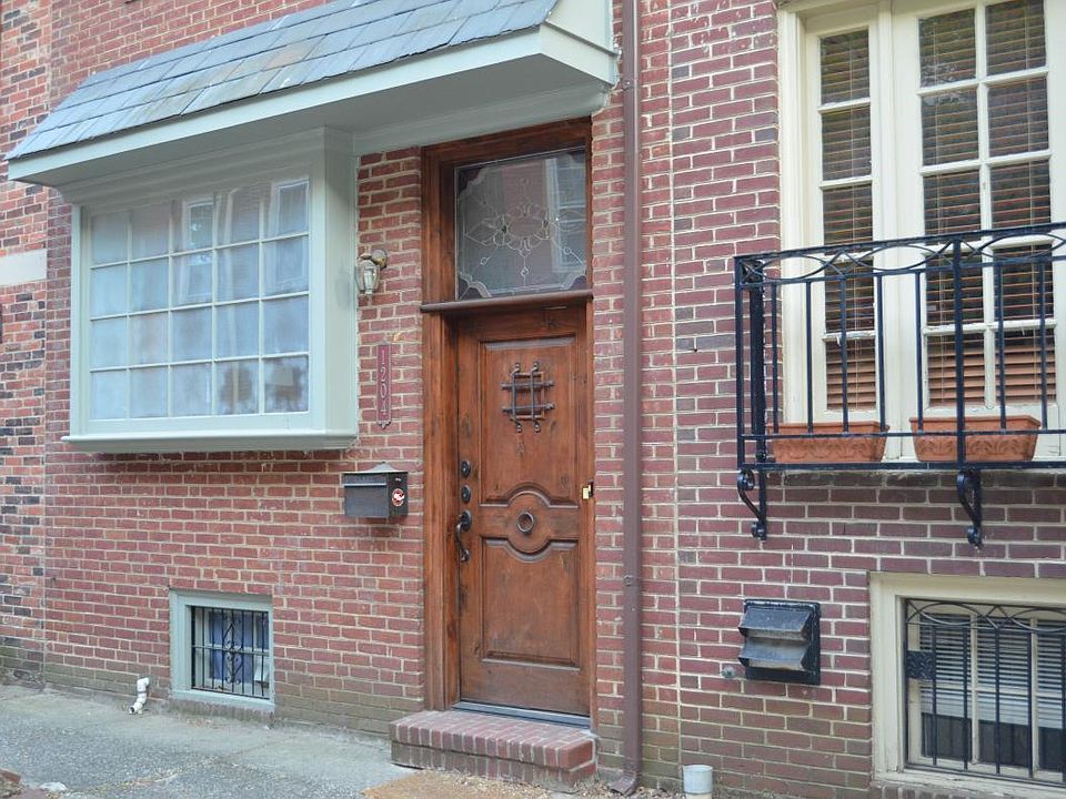 1st image of 1204 Rodman St
