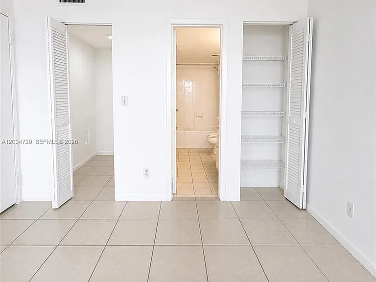 13499 Biscayne Blvd #504 — Photo 11